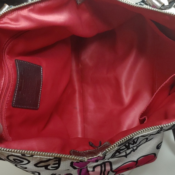 Coach Poppy Petal Floral Rocker Large Shoulder Bag - Picture 17 of 17